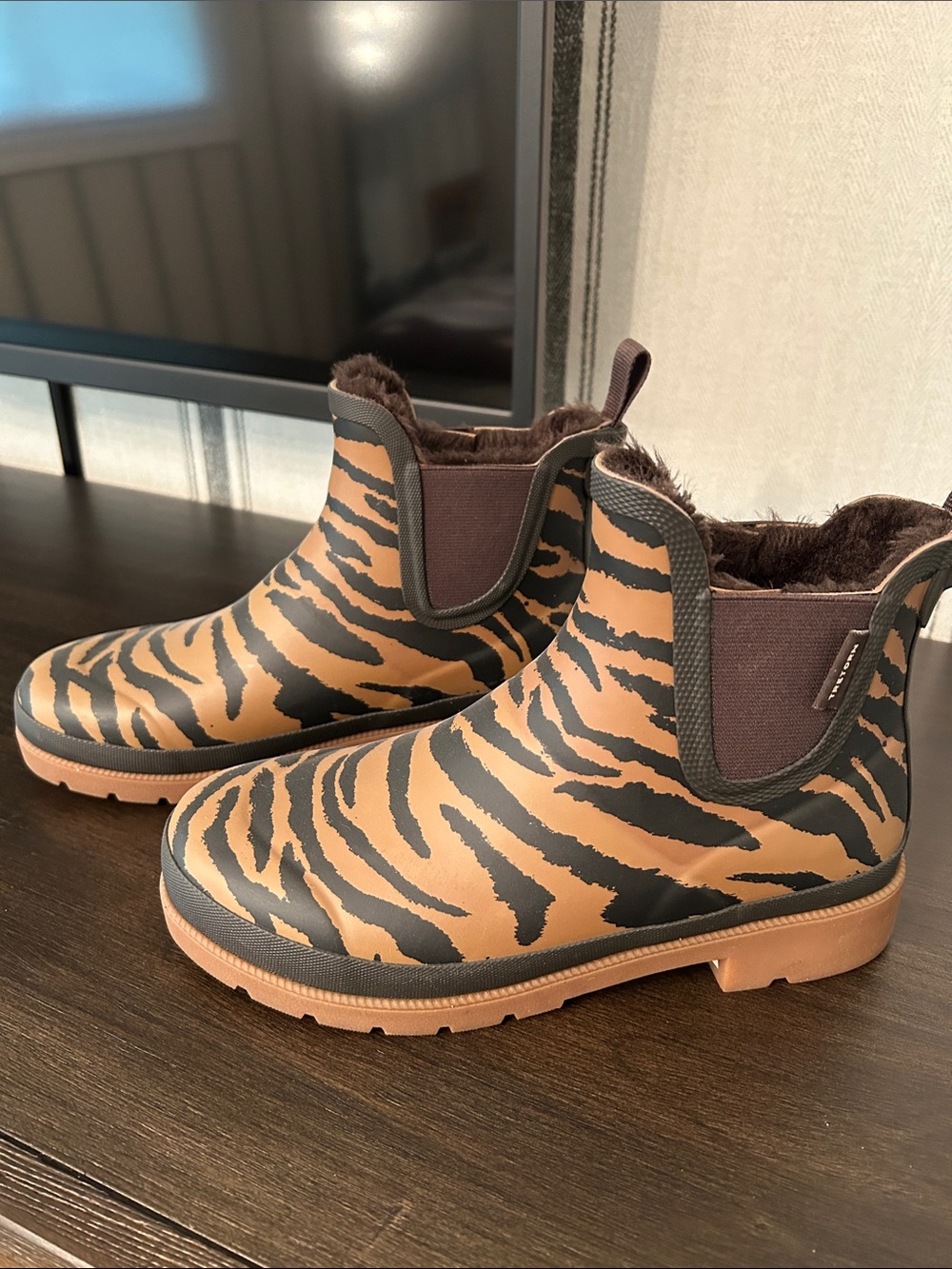 Tretorn Women’s Tiger-Print Waterproof Slip-On Boots